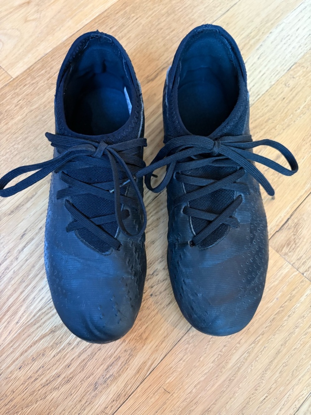 Kids Adidas Predator Cleats - Firm Ground Size 4